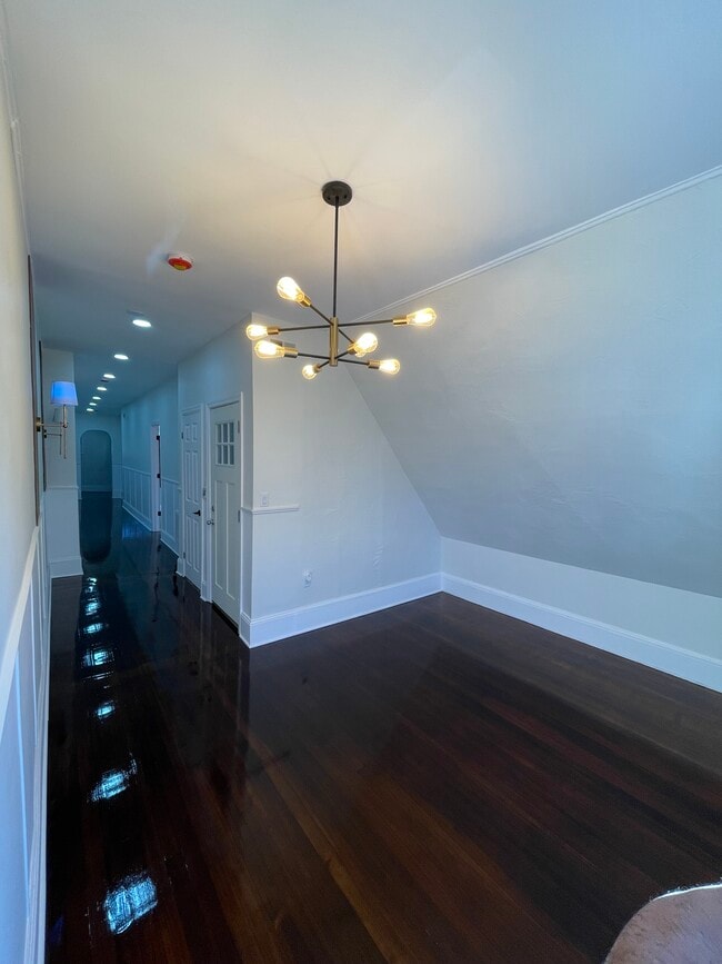 Living room - 31 Crawford St