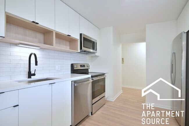 Photo - 830 Judson Ave