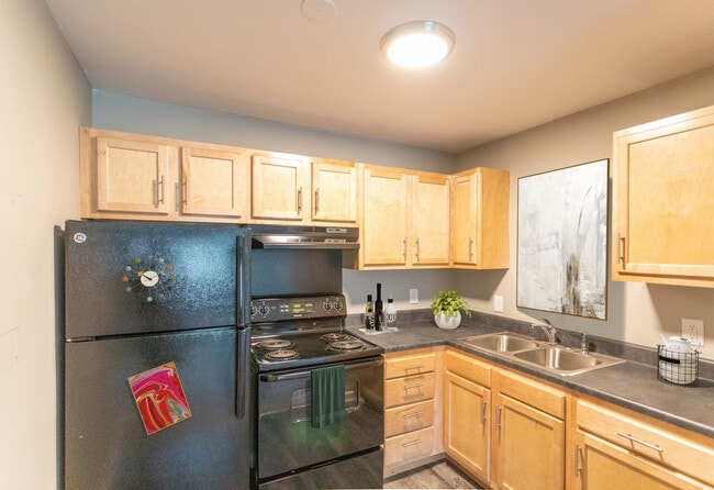 Photo - Gibson Creek Apartments