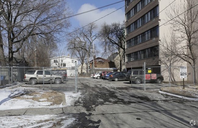 Photo - Phillips Tower