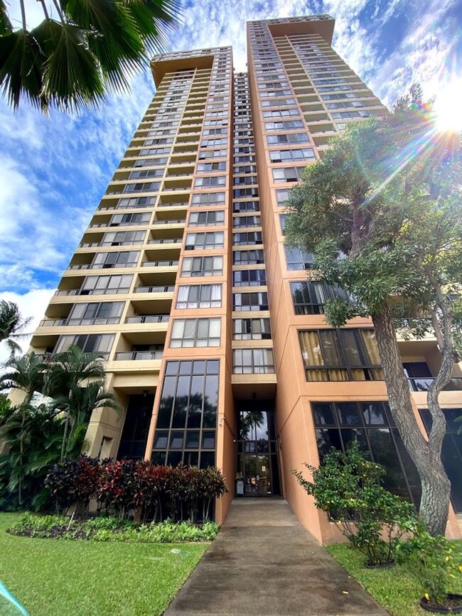 504YAS - 504YAS Apartment Unit 2504