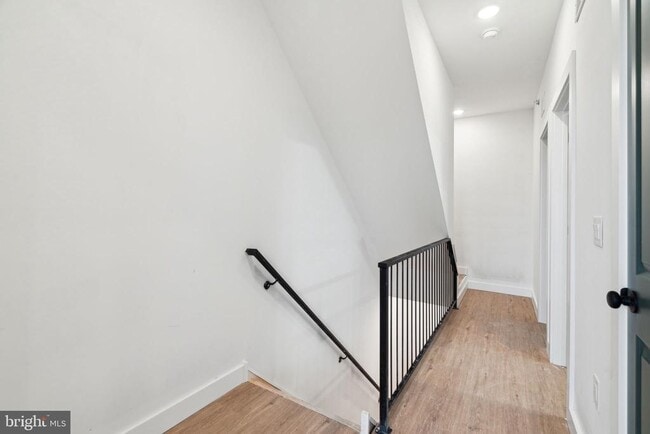 Photo - 4163 Mantua Ave