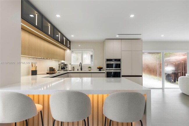 Photo - 8713 SW 214th St