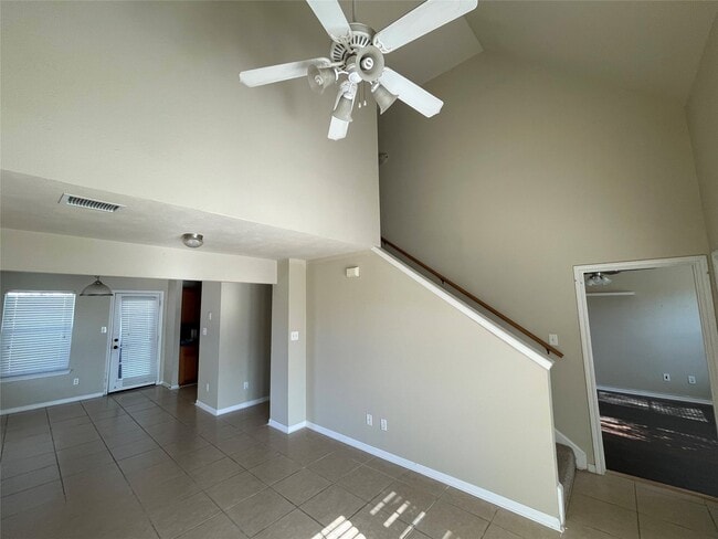 Photo - 513 Thornton Ct