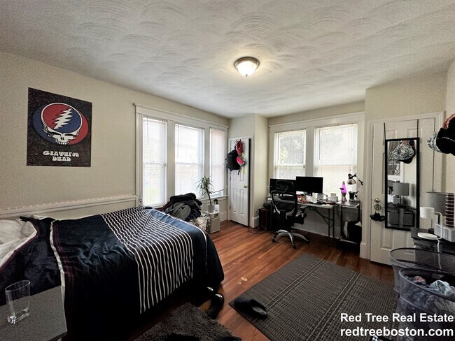 Photo - 229 Chestnut Hill Ave Unit 1