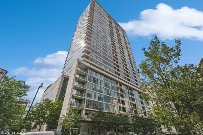 Photo - 1720 S Michigan Ave Unidad 1615 Rental