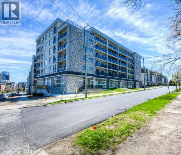 Photo - 275 Larch St Unit F113