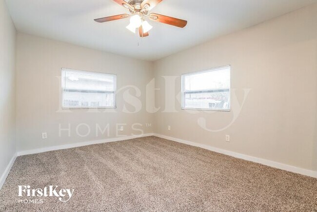 Photo - 920 E Dr Martin Luther King Jr Blvd