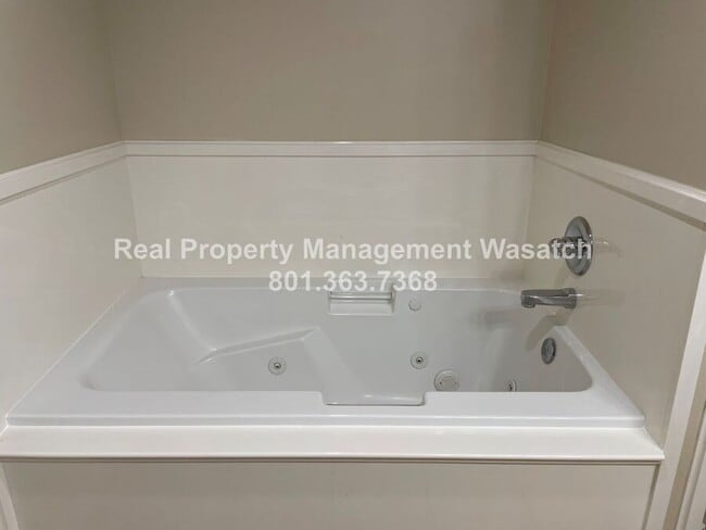 Photo - 380 N 500 W Unit #101