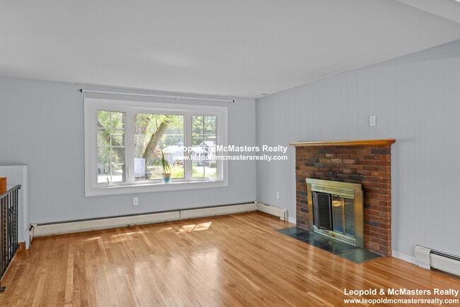 Photo - 330 Swains Pond Ave Unidad 330