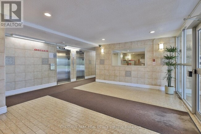 Photo - 888 Glen St Unit 507