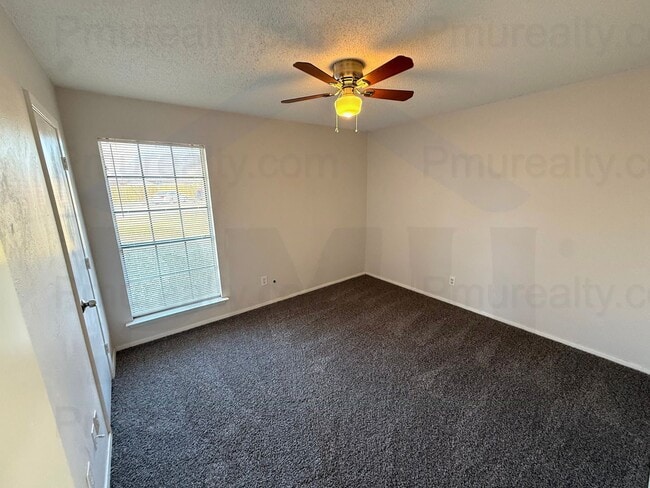 Photo - AVAILABLE NOW!!! Charming 3 bed 2 bath in Glen Heights