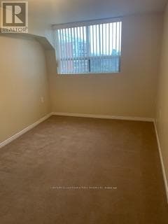 Photo - 1056 Queens Ave Unité 504