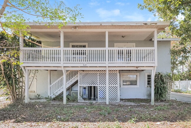 Building Photo - 3121 11th St SW