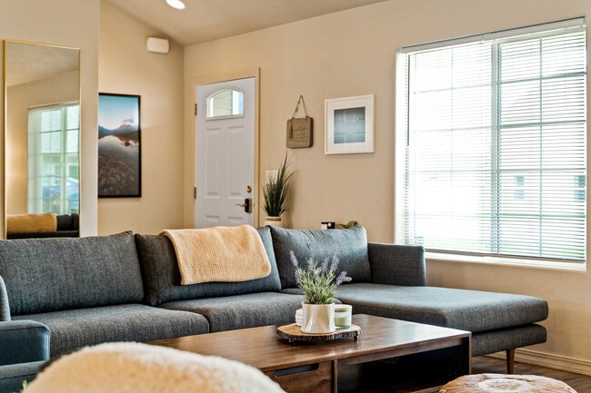 Photo - 1210 Wildcat Dr