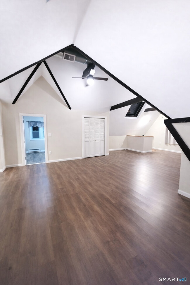 Photo - 33 Fair St Unit 3