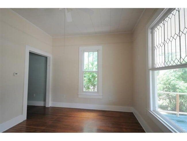 Building Photo - 518 E Lemon Ave Unit B