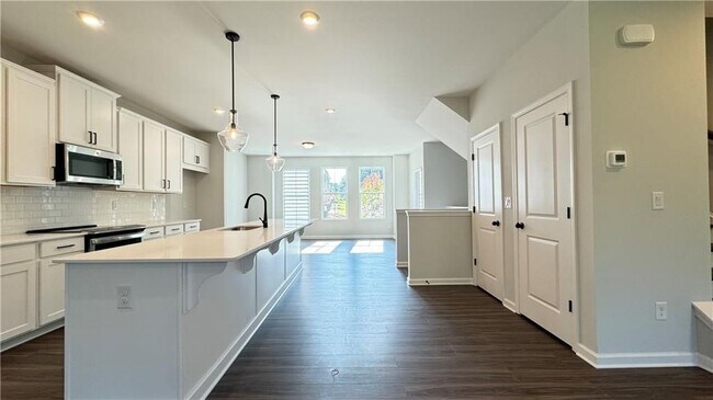 Photo - 1475 Creekside Cir NW