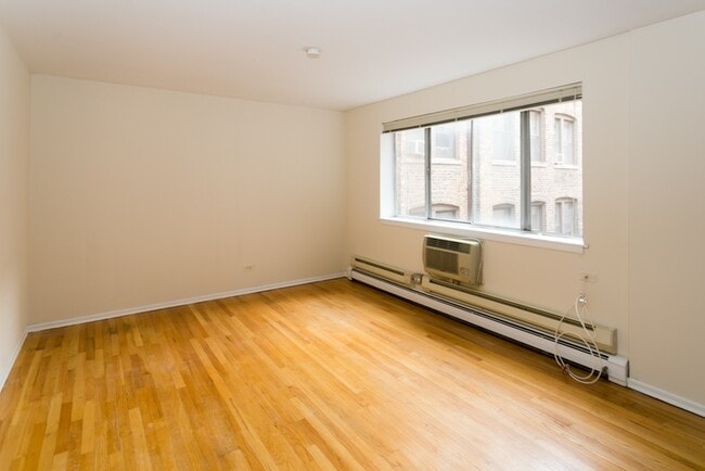 Photo - 675 W Wrightwood Ave Unidad 013