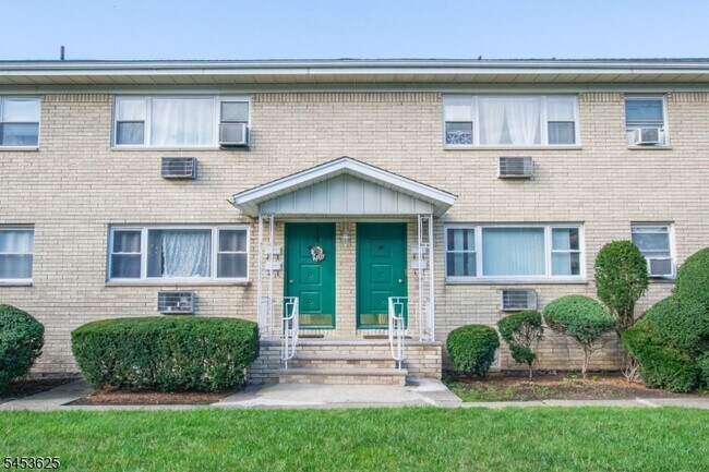 Photo - 20 Halsey Ave Unit 18