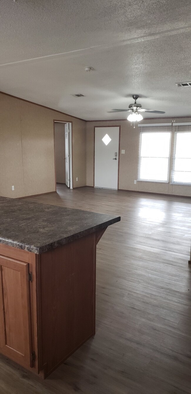 Photo - 4 bed 2 bath Rental Home