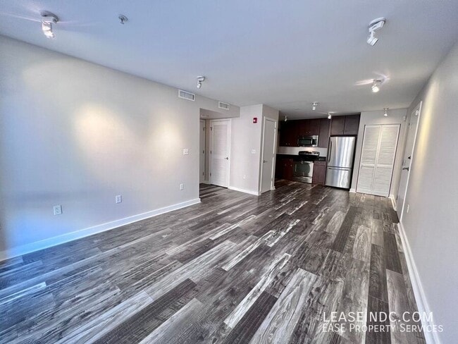 Photo - 1423 Newton St NW Unidad #103