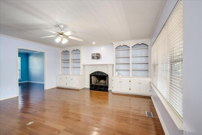 Photo - 3892 Beaver Brook Dr