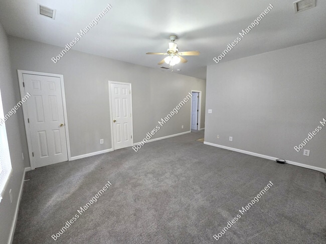 Photo - 2874 Sylvan Rd Unit A
