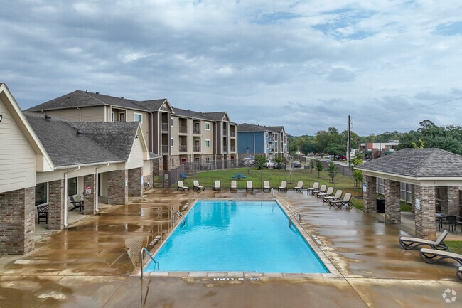 Piscina - Parkside Apartments (TX)