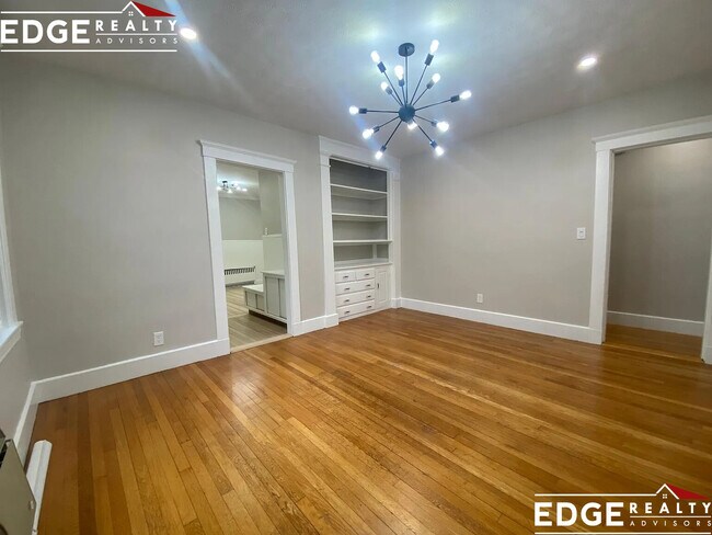 Photo - 80 Wallingford Rd Unit 1