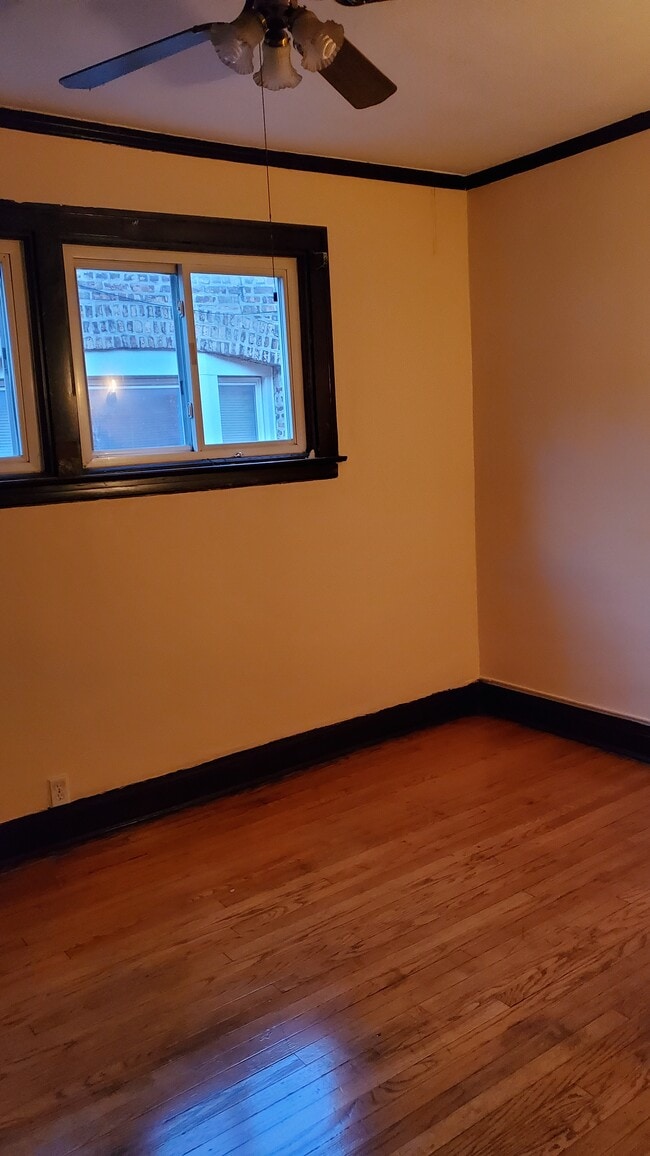 Master Bedroom 1 - 8057 S Sangamon St Unit 2