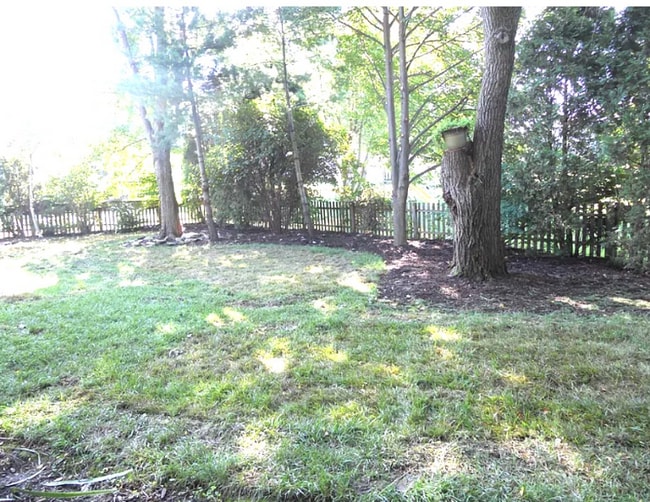 Photo - 253 Caswell Dr
