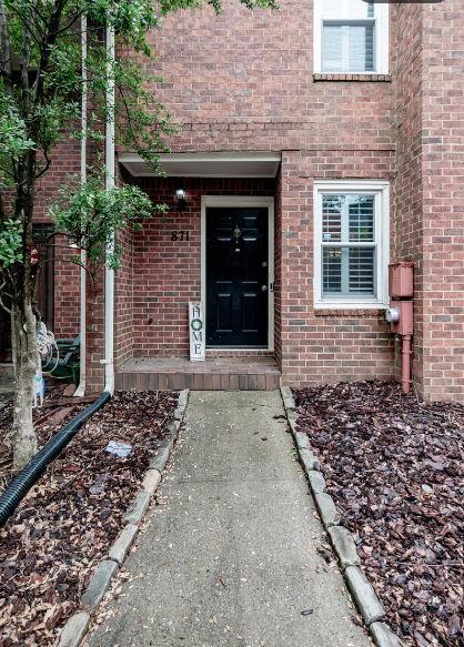Photo - 871 Lenox Oaks Cir NE