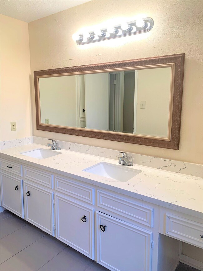Photo - 4224 Boone Rd