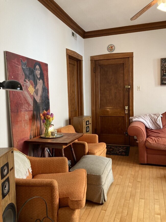 Photo - 2223 W Iowa St