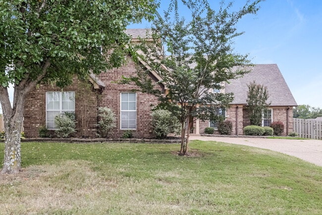 Building Photo - 65 Caitlyn Geneva Cove