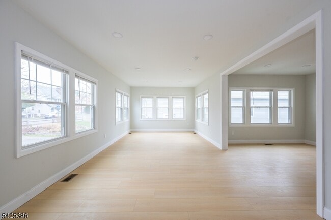 Photo - 59 Watchung Ave