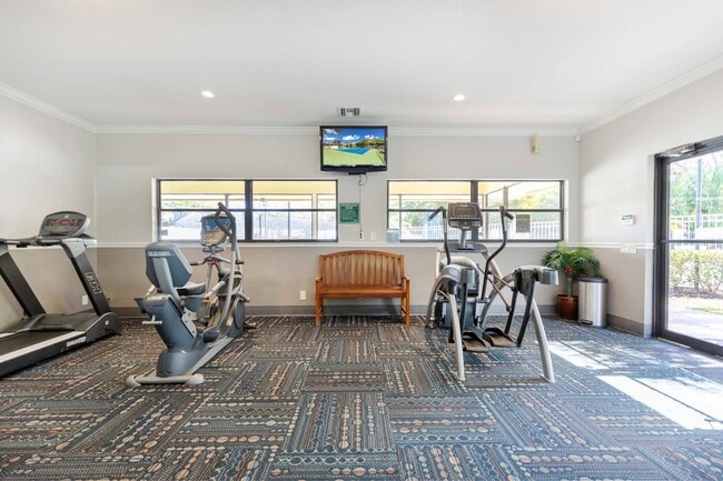 Palm Court at Wellington Apartments
