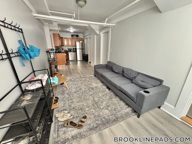 Photo - 241 Freeman St Unidad B