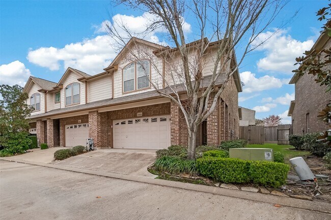 Photo - 8908 Clovermist Dr