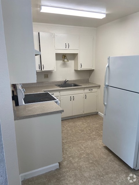 Building Photo - 2040 Stanton Ave Unit 2040-#1 Rental