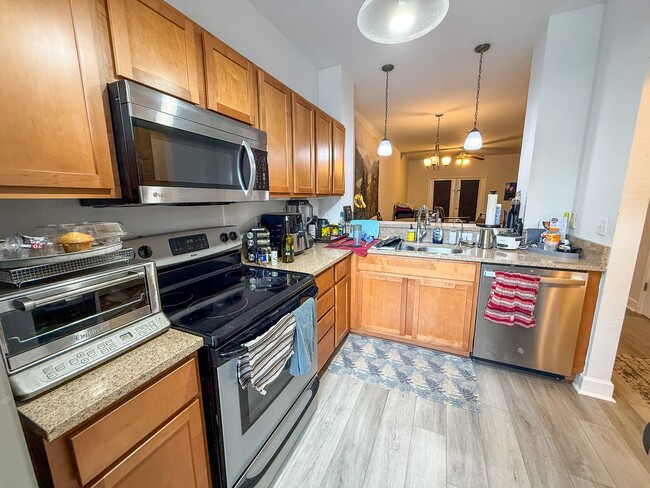 Grantwood #T-117 - Grantwood #T-117 Townhome