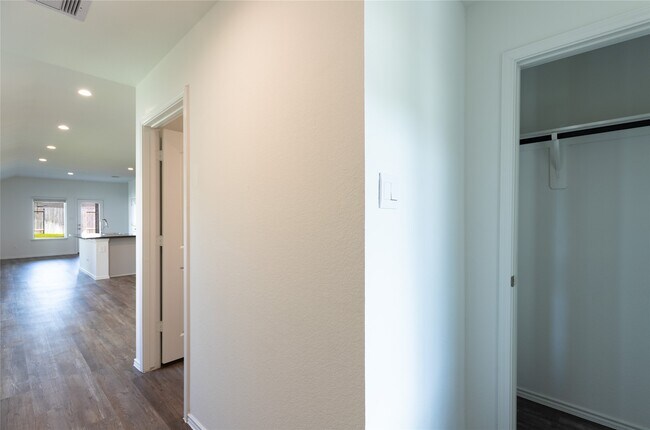 Photo - 24330 Saddlestone Green Dr