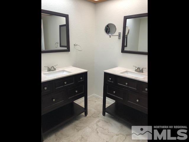 Photo - 630 Travis Dr