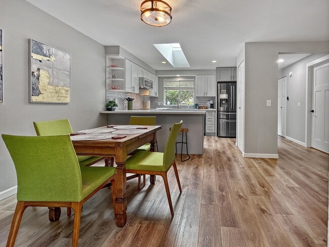 Photo - 13316 NE 137th Pl