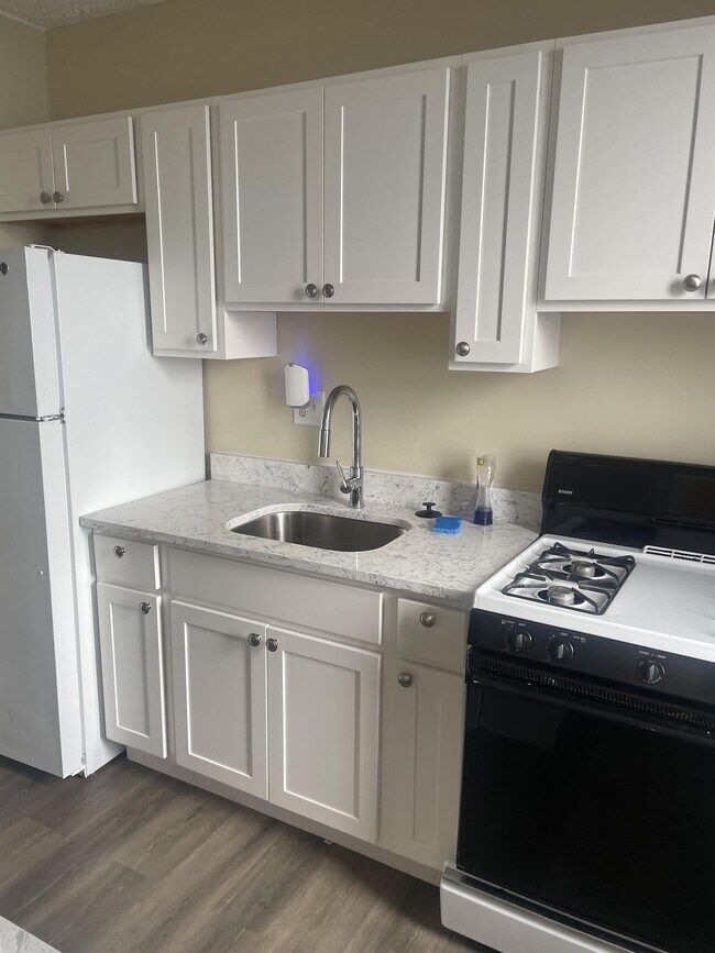 Photo - 2501 N Calvert St Apartment Unit 2