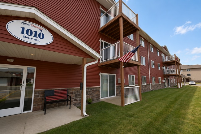 Photo - Berry Pointe Luxury Apartments