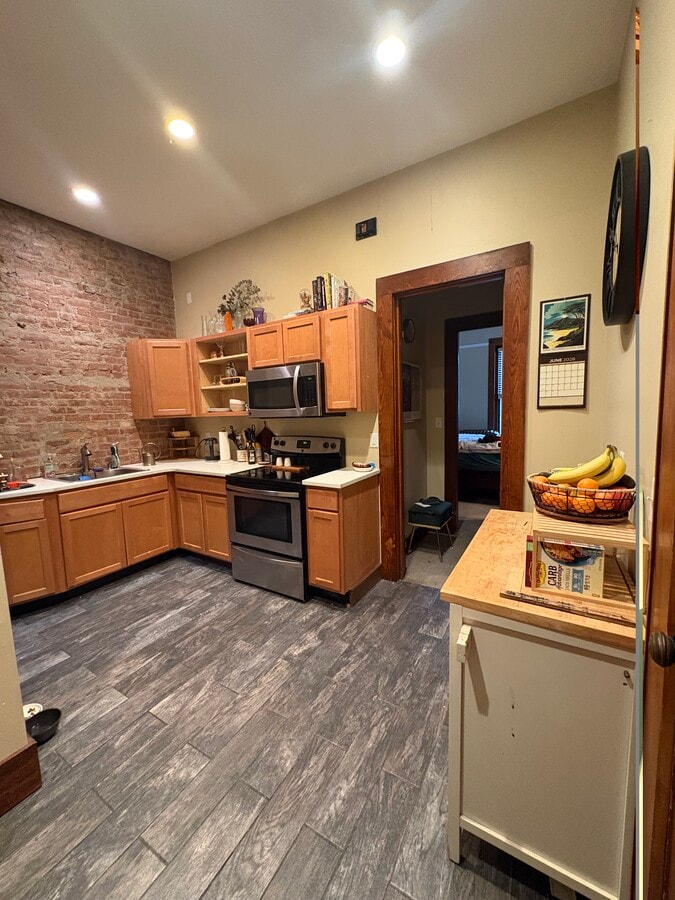 Photo - 283 State St Unit 3