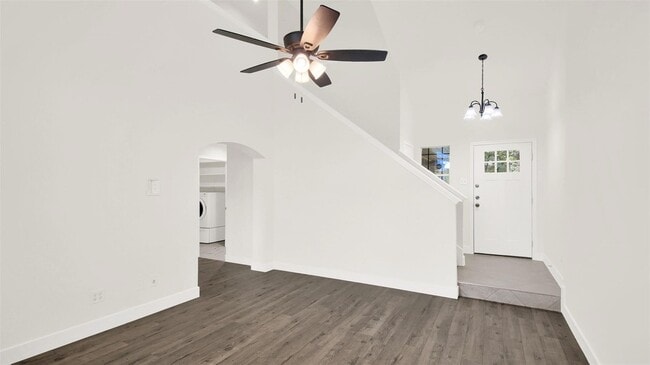 641 Fort Thomas Pl