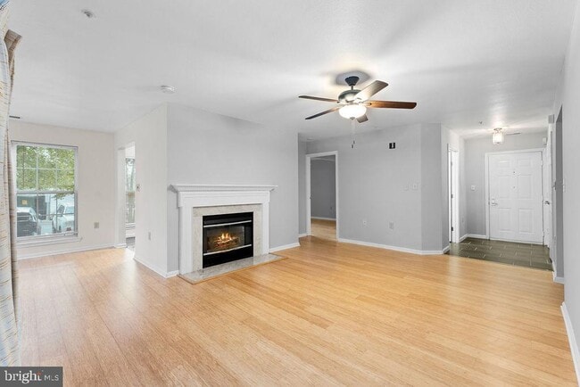 Photo - 5930 Millrace Ct Unit F104